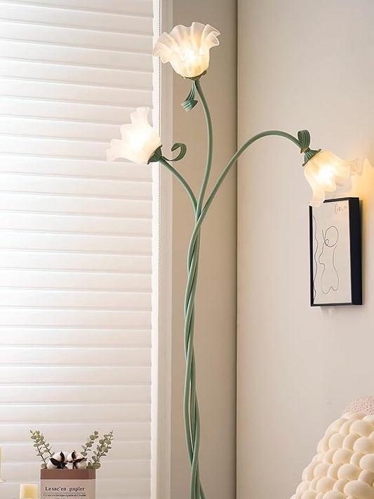 Vertical 3 Heads Flowers Lily Floor Lamp Creative Lily of The Valley Floor Lamp Living Room Sofa Side Bedroom Bedside