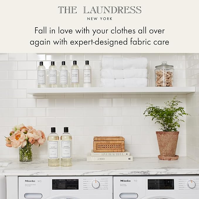 The Laundress Signature Fabric Conditioner Classic, Concentrated Fabric Softener Liquid, Soften Fabrics, Reduces Static,128 Fl Oz