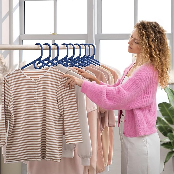 NEATERIZE Ultra Heavy Duty Plastic Clothes Hangers - Navy - Durable Coat, Suit and Clothes Hanger. Perchas De Ropa (24 Pack - Navy)