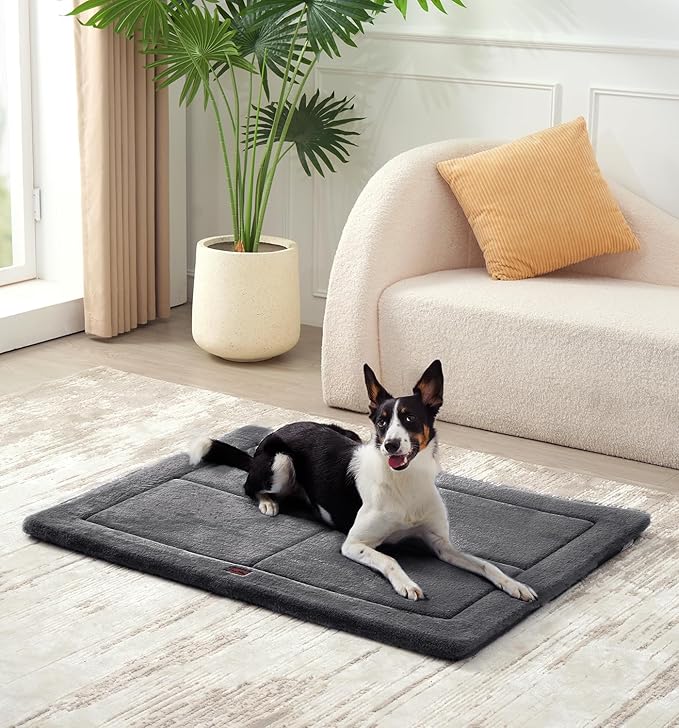 Made4Pets Dog Crate Pad Bed for Medium Large Dogs, Washable & Reversible, Anti-Slip Kennel Mat for Cozy Sleeping, Soft Fluffy Dog Bed for Indoor & Outdoor Use, 35"x23", Dark Gray