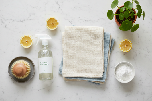 🌿🧽 Simple Eco Swaps for Everyday Cleaning