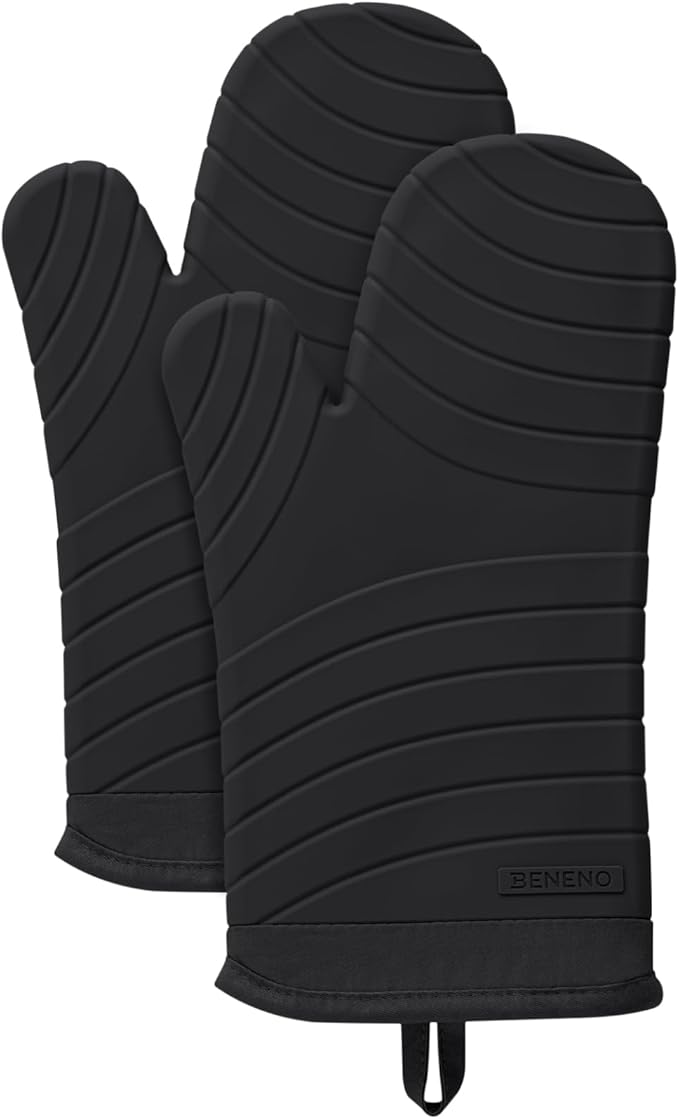 Beneno Premium Silicone Oven Mitts 2-Pack Heat Resistant 500°F, Soft Flexible Non-Slip Grips, BPA-Free & Waterproof Oven Mitts with Comfort Cotton Lining for Baking, Grilling, Cooking, 7"x13", Black