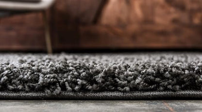 Unique Loom Solid Shag Collection Area Rug (5' 1" x 8' Rectangle Graphite Gray)