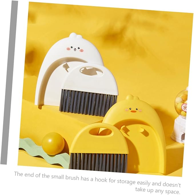 FAVOMOTO Mini Cartoon Animal Broom with Portable Dustpan Soft Wear-Resistant Brush for Desktop Cleaning Lightweight Tabletop Sweeper for Home Office Car Detailing Dormitory Use