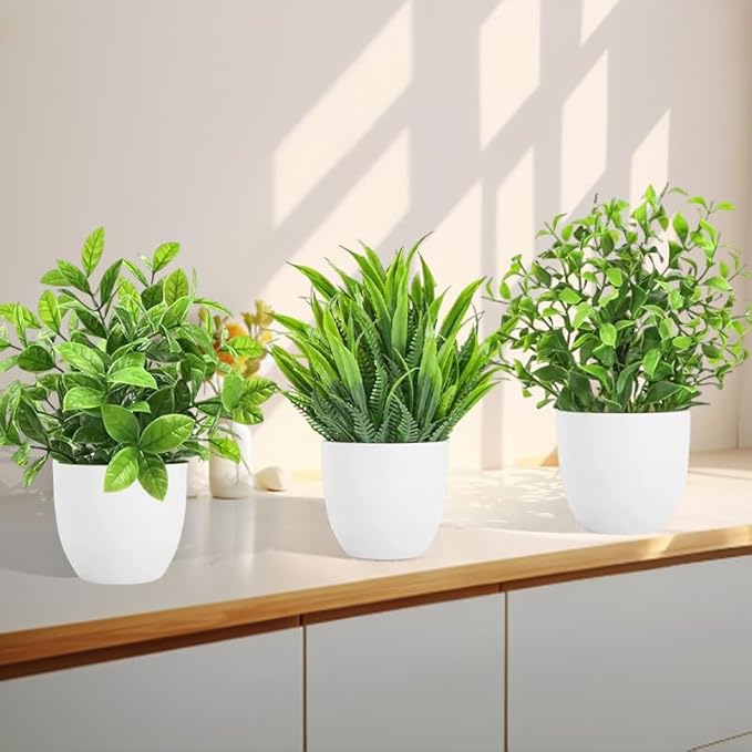 4-Piece Set of Black Potted mini Artificial Plants - Various Imitation Green Plants, Suitable for Home, Office, Farmhouse, Bathroom Decoration and Party Ornaments, Room Decoration