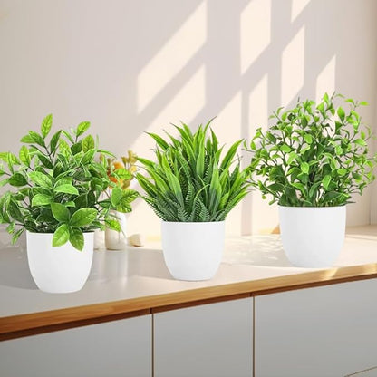 4-Piece Set of Black Potted mini Artificial Plants - Various Imitation Green Plants, Suitable for Home, Office, Farmhouse, Bathroom Decoration and Party Ornaments, Room Decoration