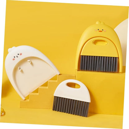 FAVOMOTO Mini Cartoon Animal Broom with Portable Dustpan Soft Wear-Resistant Brush for Desktop Cleaning Lightweight Tabletop Sweeper for Home Office Car Detailing Dormitory Use