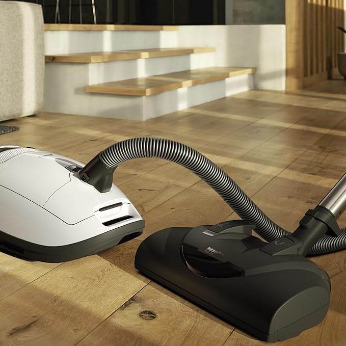 Miele Complete C3 Cat & Dog Canister Vacuum, Model Number: 10014520