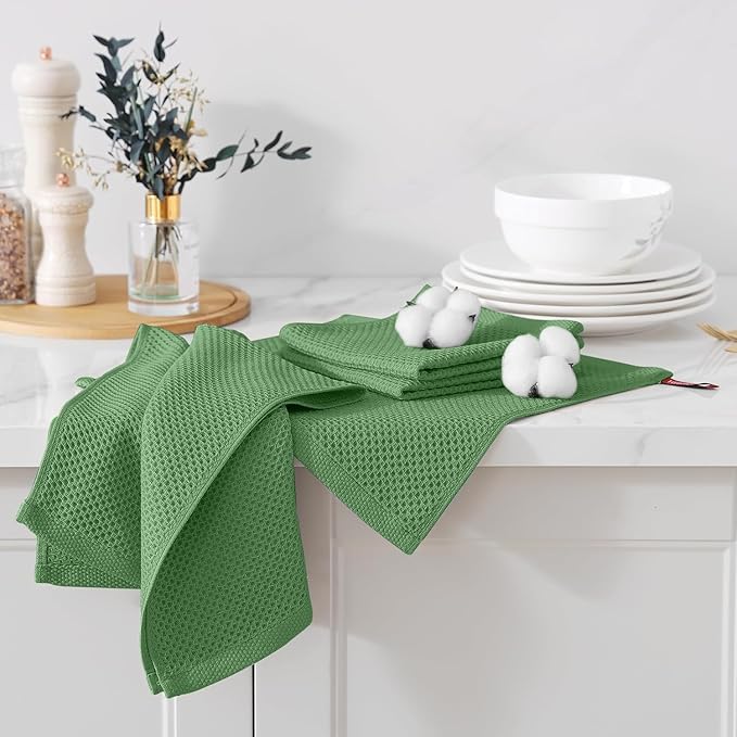 Kitinjoy 100% Cotton Kitchen Towels and Dishcloths Set, 8 Pack Waffle Weave Dish Towels Ultra Soft Absorbent Quick Drying Dish Rags, 13 x 28 Inch and 12 X 12 Inch, Grass Green