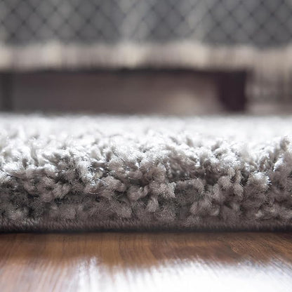 Unique Loom Solid Shag Collection Area Rug (4' Octagon, Cloud Gray)
