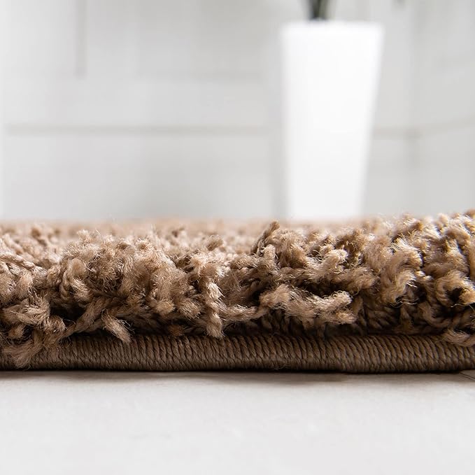 Unique Loom Solid Shag Collection Area Rug (4' 1" Round, Sandy Brown)