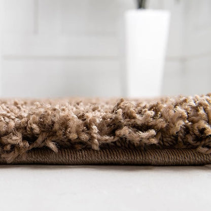 Unique Loom Solid Shag Collection Area Rug (3' 3" Round, Sandy Brown)