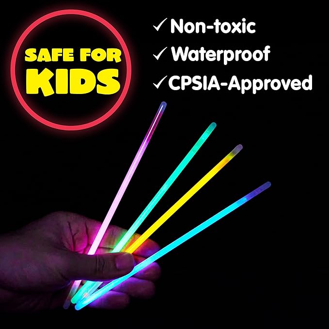 JOYIN 800 Pcs 8" Glow sticks Bulk Party Favors Pack, Neon Glow in the Dark Party Supplies, Light Up Necklaces and Bracelets with Connectors, Christmas, Halloween, Football, Birthday Decorations