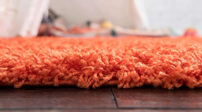 Unique Loom Solid Shag Collection Area Rug (6' 1" Round, Tiger Orange)