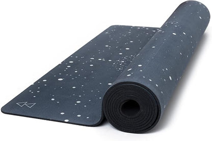 YOGA DESIGN LAB | The Combo Yoga Mat | 2-in-1 Mat+Towel | Eco Luxury | Ideal for Hot Yoga, Power, Bikram, Ashtanga, Sweat | Studio Quality | Includes Carrying Strap!