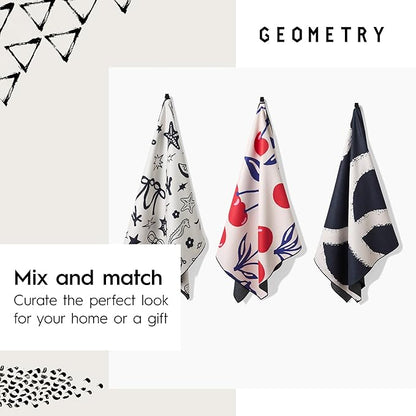 GEOMETRY Micro-Loop Beach Towel – Spring & Summer Collection – Quick-Dry, Sand-Resistant, Ultra-Absorbent Compact Towel for Beach & Travel (Lucky Play)