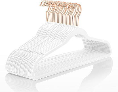 MIZGI Premium Velvet Hangers (50 Pack) Heavy Duty - Non Slip Felt Hangers - White - Rose Gold Swivel Hooks,Space Saving Clothes Hanger,Durable Strong Hanger for Suits,Coats,Dress