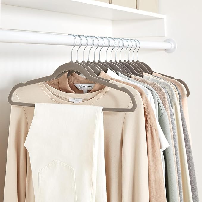 Amazon Basics Slim, Velvet, Non-Slip Suit Clothes Hangers, Gray/Silver - Pack of 30