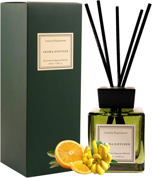 Oud & Bergamot Reed Diffuser Long-Lasting Fragrance Air Freshener Diffuser Hotel Collection Diffuser Oil 7.04 oz - Green
