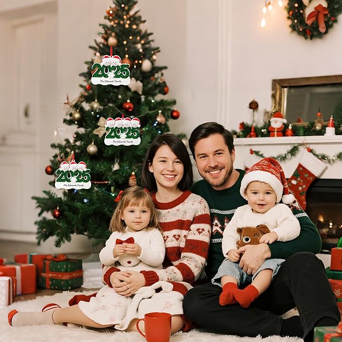 2025 Christmas Ornaments Personalized with Names Family of 2,3,4,5,6, Custom Family Snowman Ornament for Xmas Tree, Personalized Christmas Ornaments Decoration Gifts for Home Decor, 3 Names
