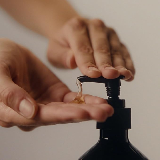 Aesop Resurrection Aromatique Hand Wash | Citrus, Woody, Herbaceous | Gentle Cleanser For Hydrated Skin | 500mL / 16.9 oz