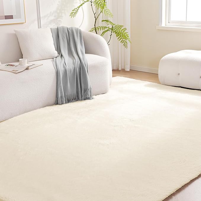 Amazon Basics Fluffy Washable Area Rug, Shaggy Carpet for Living Room, Bedroom, 5' W × 7' L, Beige