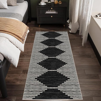 HelloTree Hallway Runner Rug，2.3x5.3 Moroccan Modern Stripe Carpet Washable Machine Bathroom Runner Bohemian Design Modern Soft Non Slip Indoor Rug for Entryway Hallway Laundry Room Bedroom-Black
