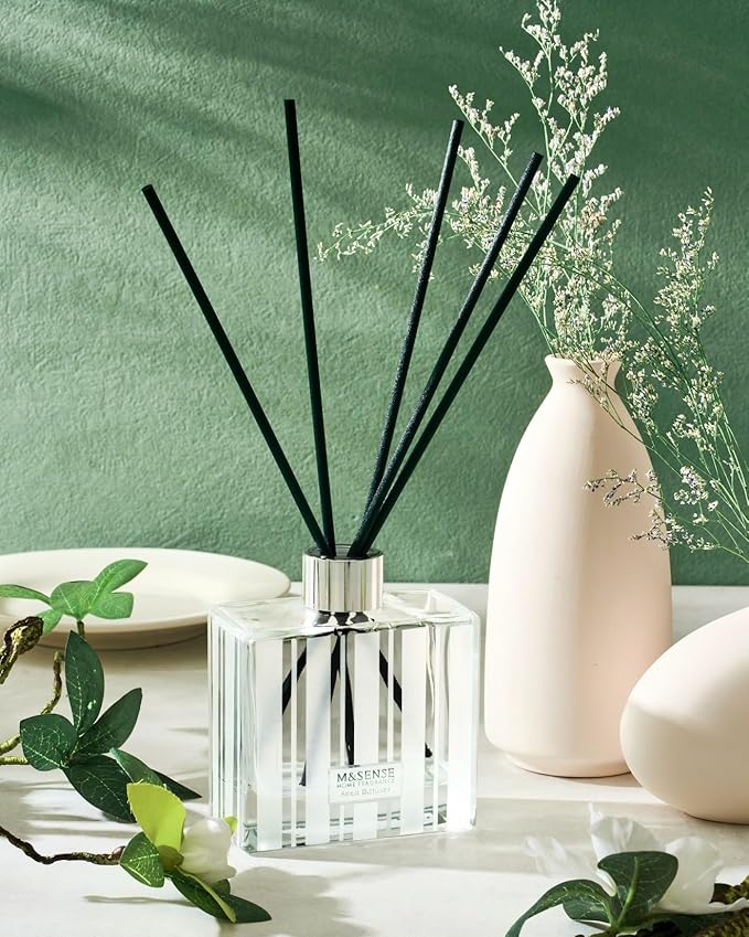 M&SENSE Cinnamon Vanilla Reed Diffuser Set - 7.04oz Scent Diffusers for Home, Natural Essential Oil Diffuser with Sticks, Housewarming Diffuser Gift for Bathroom Bedroom & Office