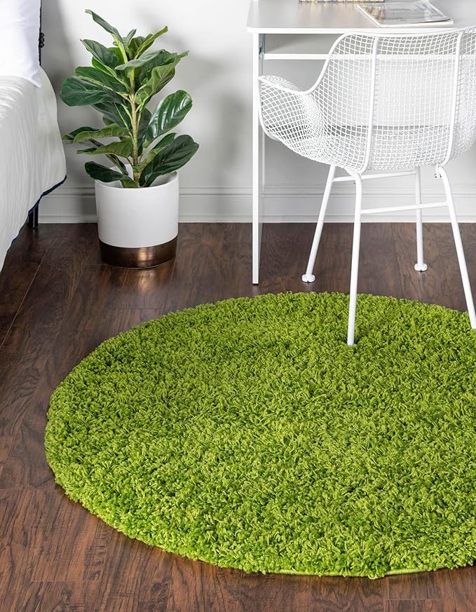 Unique Loom Solid Shag Collection Area Rug (4' 1" Round, Grass Green)
