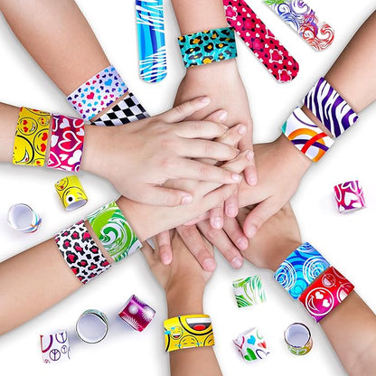Giraffe Manufacturing 50 Pcs Christmas Slap Bracelets for Kids Bulk – Colorful Snap Bracelets Christmas Party Favors For Kids Stocking Stuffers, Classroom Prize – Fun Wristbands Birthday Gifts