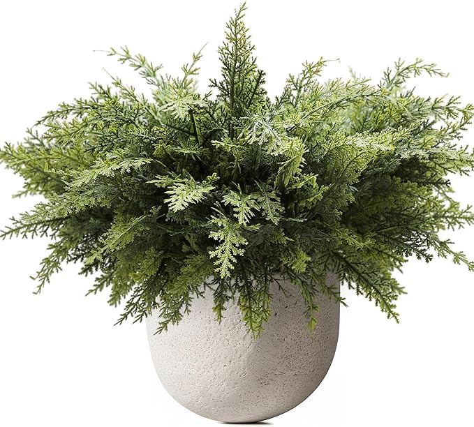 12PCS Cedar Branches for Christmas Decorations, Christmas Artificial Cedar Branches Decor Indoor