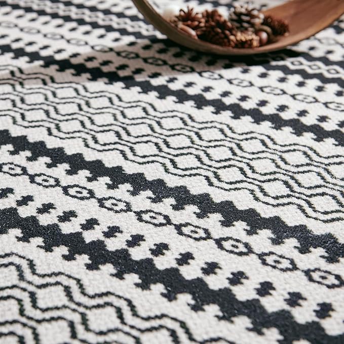 jinchan Moroccan Runner Rug 2x6 for Hallway - Geometric Honeycomb Modern Geometric Machine Washable Soft Ultra-Thin Non-Slip Carpet for Kitchen Bedroom Laundry Room (2x6ft, Black)