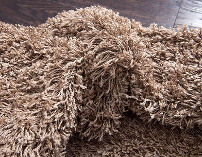 Unique Loom Solid Shag Collection Area Rug (7' 1" x 10' Rectangle, Sandy Brown)