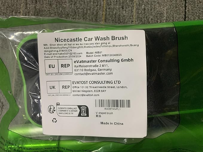 59" V-Shaped Car Wash Brush with Long Handle Snow Sweeping Brushing Adopts Soft Bristle Design Not Floating Hair Suitable for Detail Cleaning Tires Roof SUV RV MPV Truck Camper Indoor Outdoor Window