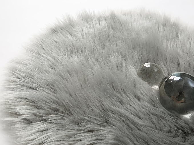 GENIMO 2x3 Fluffy Faux Fur Rug, Ultra Soft Shaggy Sheepskin Rug, Area Rugs for Bedroom, Living Room, Home Office, Light Grey