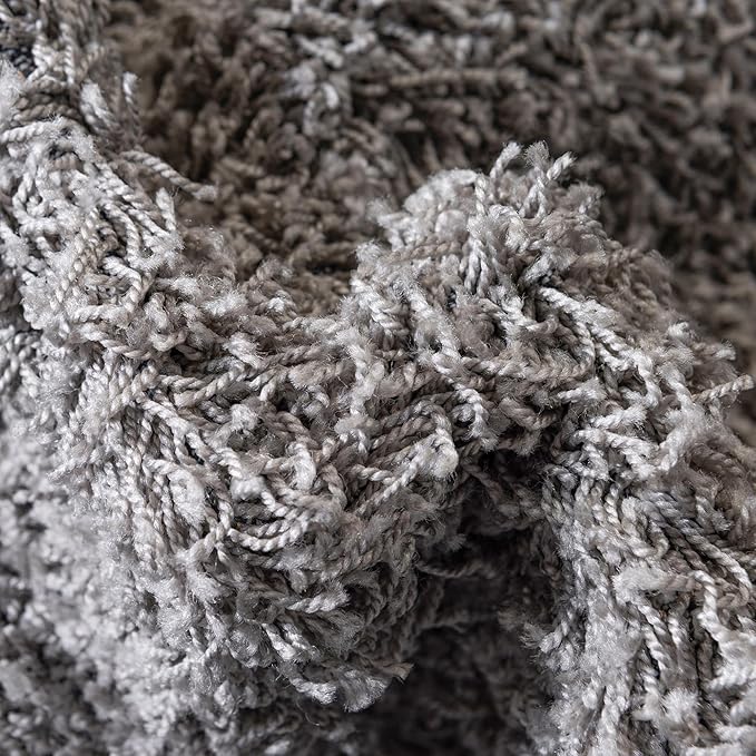 Unique Loom Solid Shag Collection Area Rug (8' x 10' Oval, Cloud Gray)