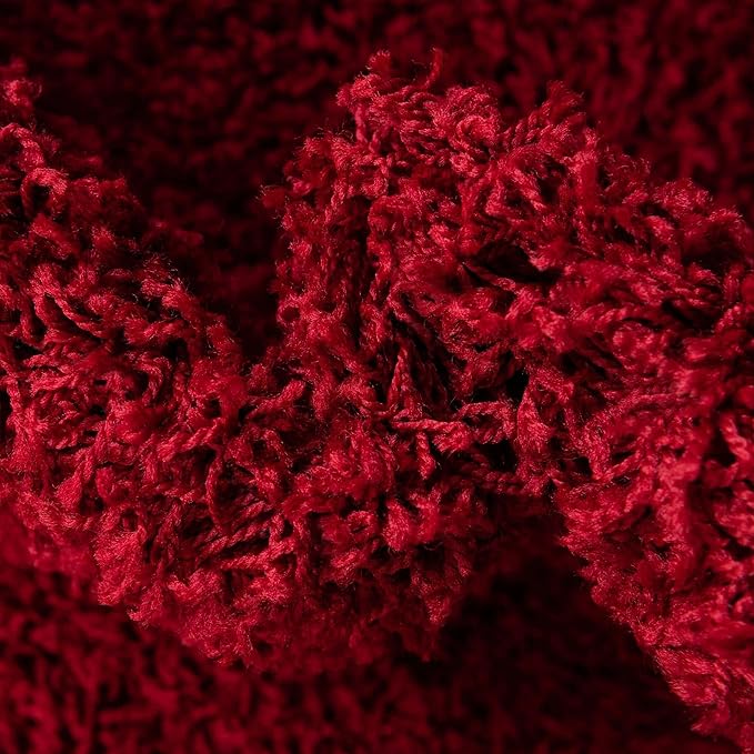 Unique Loom Solid Shag Collection Area Rug (3' 3" Round, Cherry Red)
