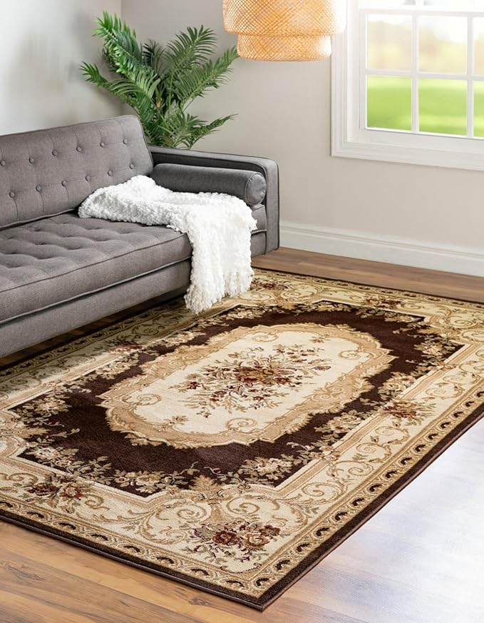 Rugs.com Chateau Collection Rug – 10 Ft Runner Cream Medium Rug Perfect for Entryways, Kitchens, Breakfast Nooks, Accent Pieces