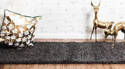 Unique Loom Solid Shag Collection Area Rug (2' 6" x 16' 5" Runner, Graphite Gray)