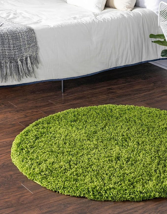 Unique Loom Solid Shag Collection Area Rug (7' 1" Round, Grass Green)