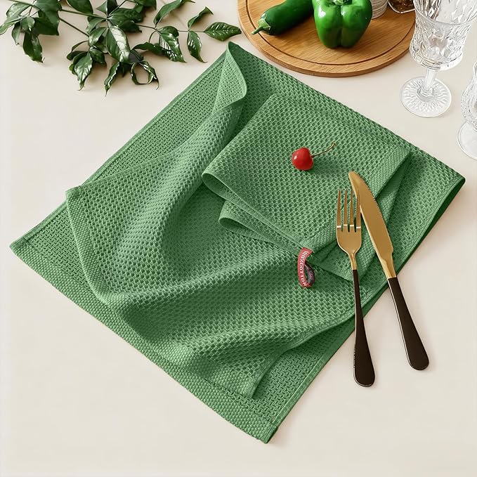 Kitinjoy 100% Cotton Kitchen Towels and Dishcloths Set, 8 Pack Waffle Weave Dish Towels Ultra Soft Absorbent Quick Drying Dish Rags, 13 x 28 Inch and 12 X 12 Inch, Grass Green