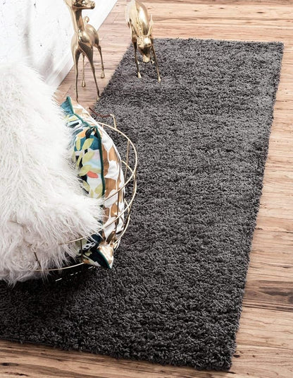 Unique Loom Solid Shag Collection Area Rug (2' 6" x 13' 1" Runner, Graphite Gray)