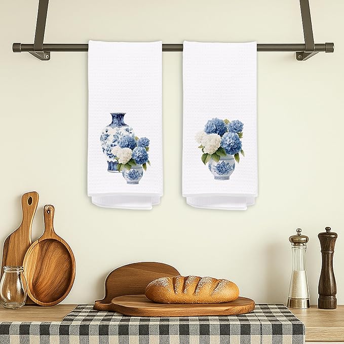 Blue and White Hydrangea Floral Kitchen Towels, Blue Chinoiserie Flower Decorative Hand Tea Towels for Bathroom, Cottagecore Wildflower Dish Tea Towel for Kitchen, 16x24 Inches Set of 2