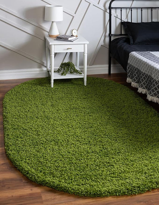 Unique Loom Solid Shag Collection Area Rug (8' x 10' Oval, Grass Green)