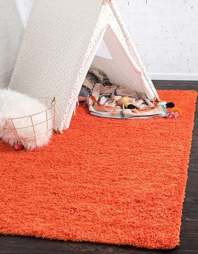 Unique Loom Solid Shag Collection Area Rug (5' 3" x 8' Rectangle, Tiger Orange)