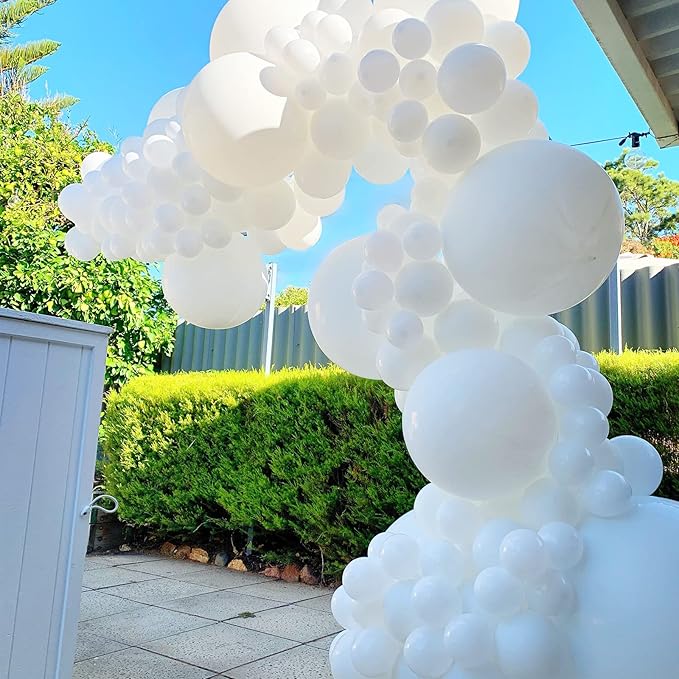 130pcs White Balloons Different Sizes 18" 12" 10" 5" Party Latex Balloons for Birthday Baby Shower Graduation Wedding Anniversary Party Decorations