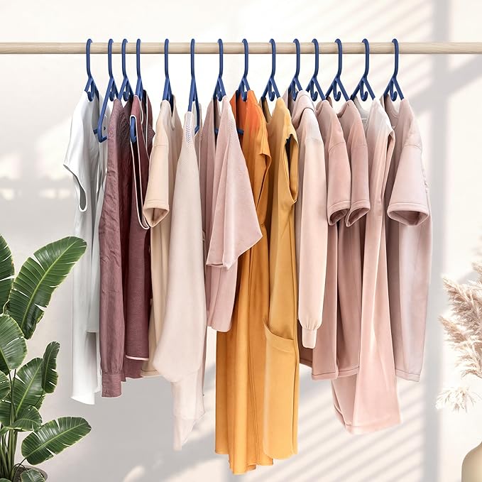 NEATERIZE Ultra Heavy Duty Plastic Clothes Hangers - Navy - Durable Coat, Suit and Clothes Hanger. Perchas De Ropa (12 Pack - Navy)