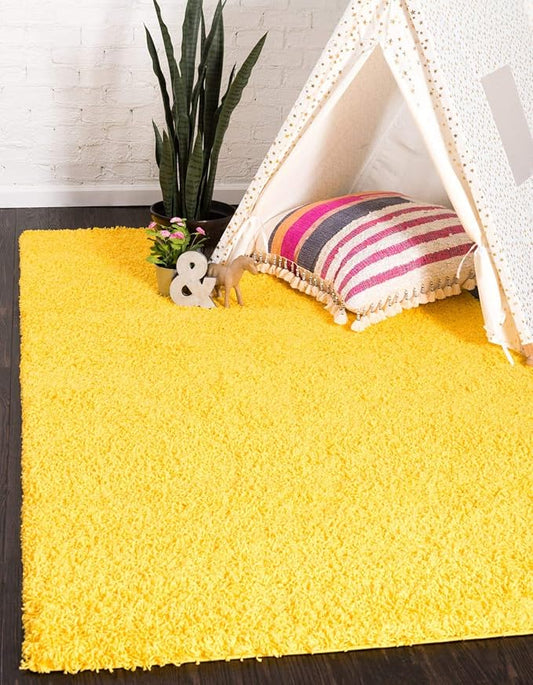 Unique Loom Solid Shag Collection Area Rug (7' 1" x 10' Rectangle, Tuscan Sun Yellow)