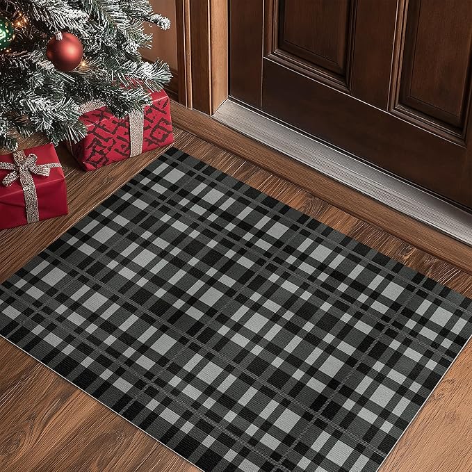 GENIMO Checkered Rug 4x6 Ft Black and White Fine Plaid Outdoor Rug Buffalo Plaid Rugs Mat Fall Doormats Washable Rug for Front Porch Decor Indoor Entrance Patio Balcony Entryway