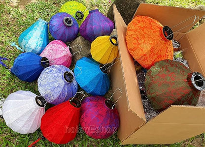 Wedding Lanterns Bulk Vietnamese Silk Lanterns 16'' for Christmas Decoration New Year Decor Garden Party Decoration (Set 50 pcs)